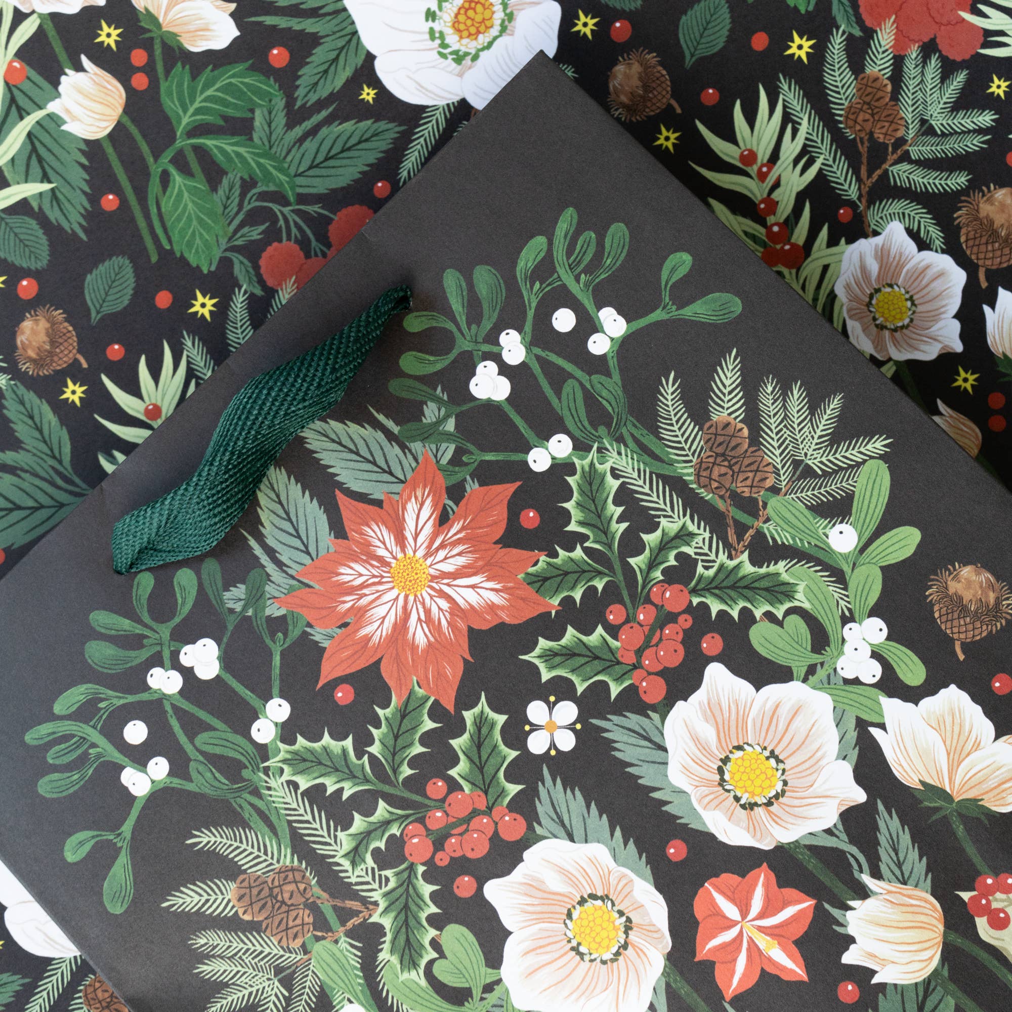 Winter Botanicals Medium Gift Bag