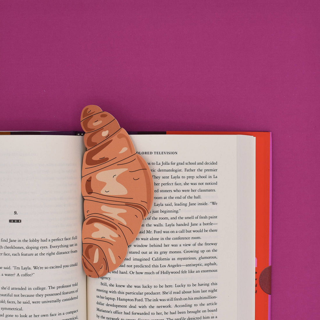 Humdrum: Croissant Bookmark