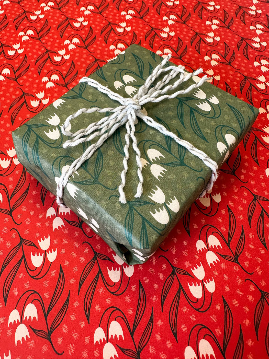 Dosado Green Wrapping Paper