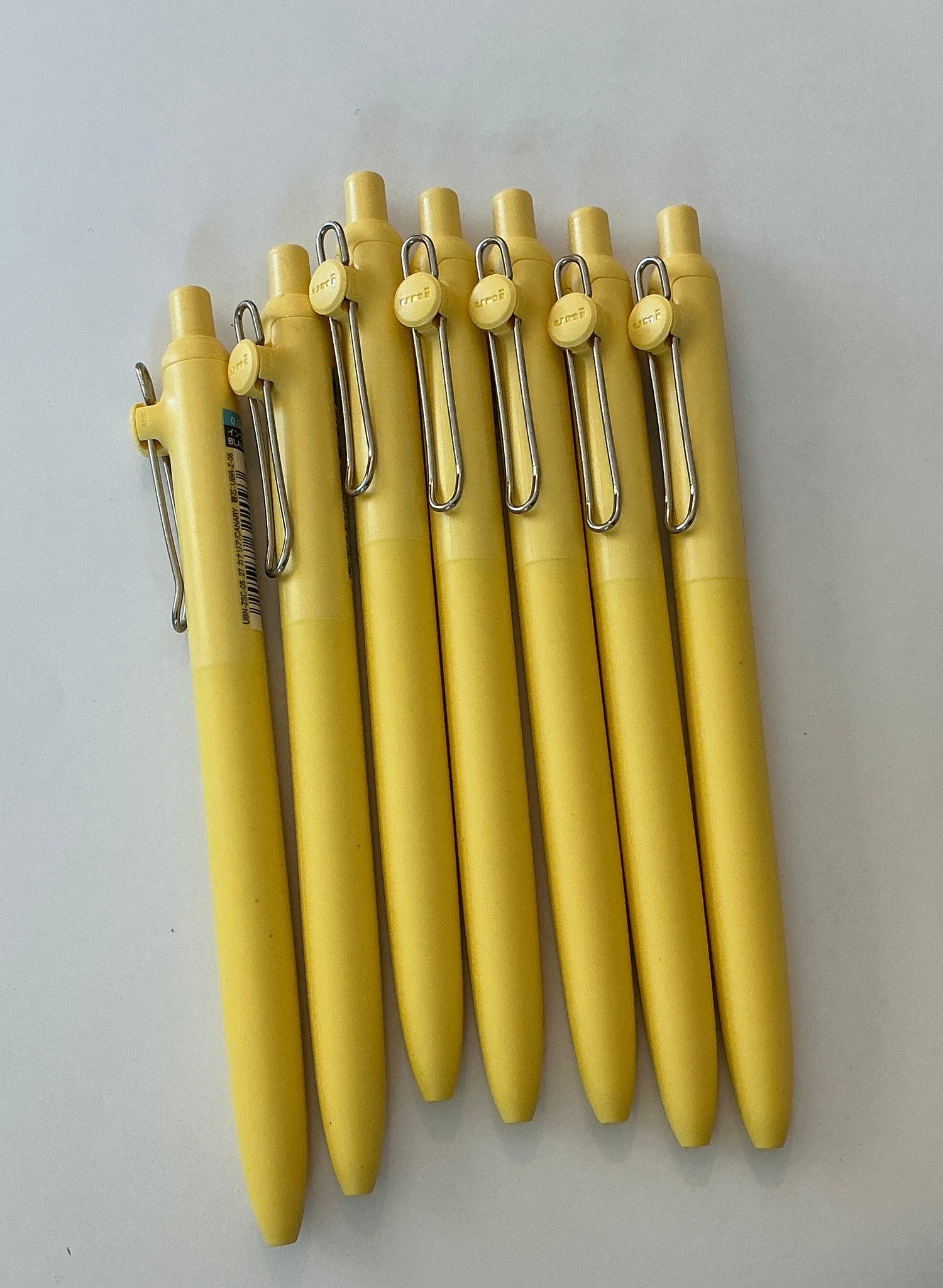 Uni-Ball Zento Gel Pen: Canary