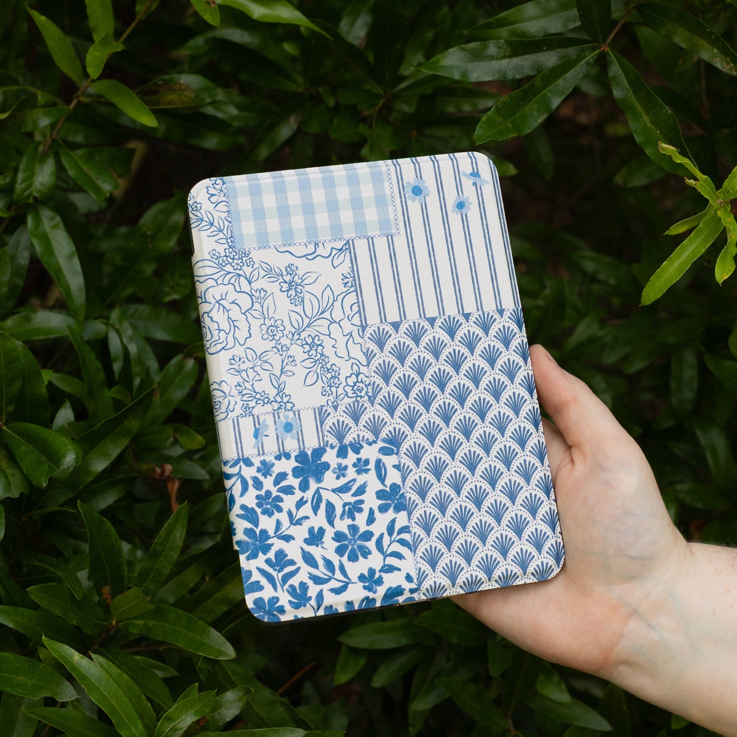 Coastal Patchwork Clear Back Kindle Case